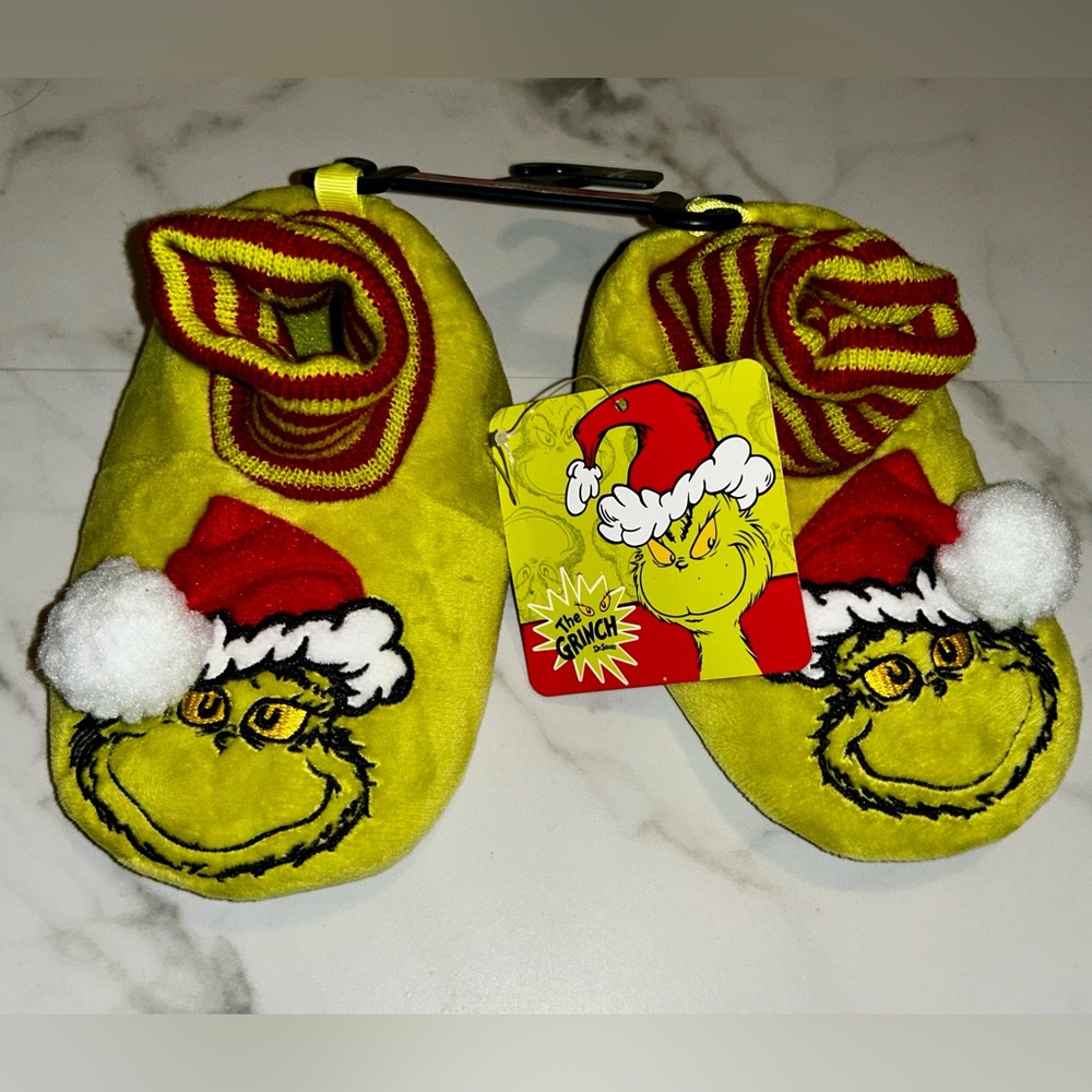 The Grinch toddler 7/8 slippers